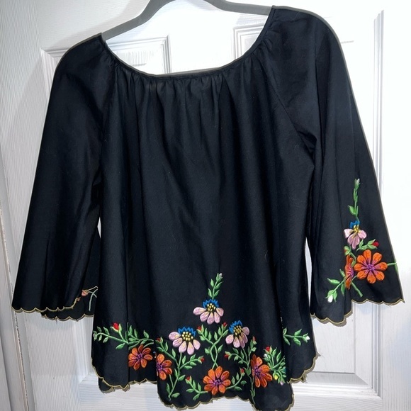 Black Embroidered Boho Bell Sleeve Blouse - Picture 5 of 6
